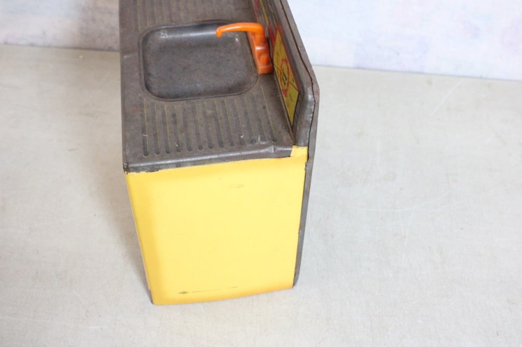 5 1950's Toys and Puzzles - 16