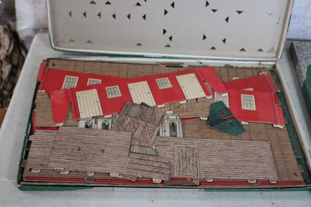 Warner Built Rite Building Toys Farms & House - 3