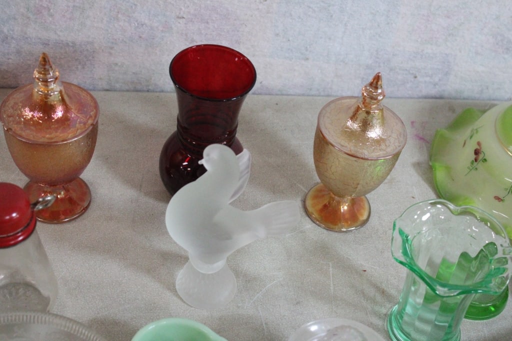 Uranium, Jadeite, Carnival Glass, Lamp Shades - 4