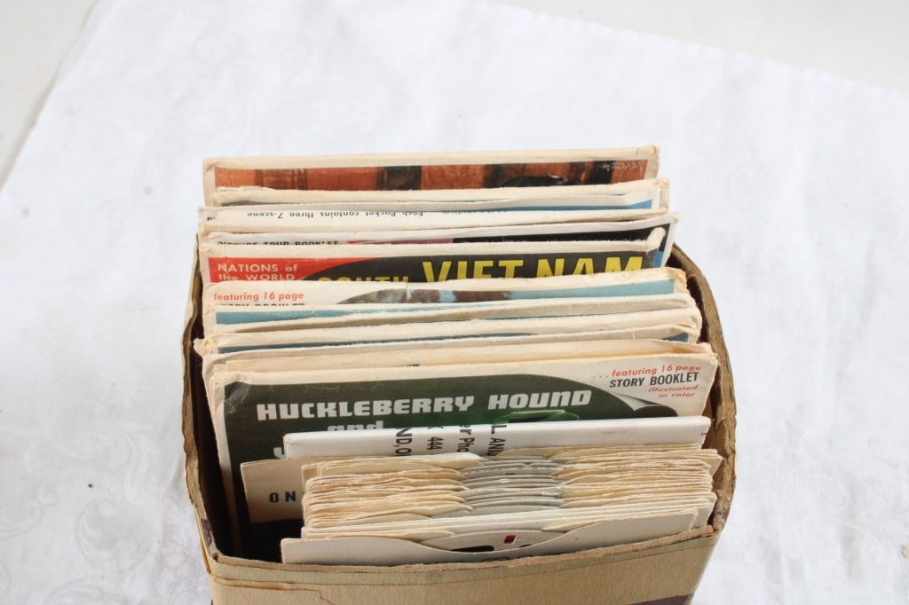 Sawyers View master & 35 Reels, Roy Rogers Book - 16