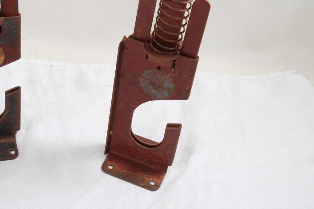 2 Cunningham Chicken Poultry Decapitators - 3