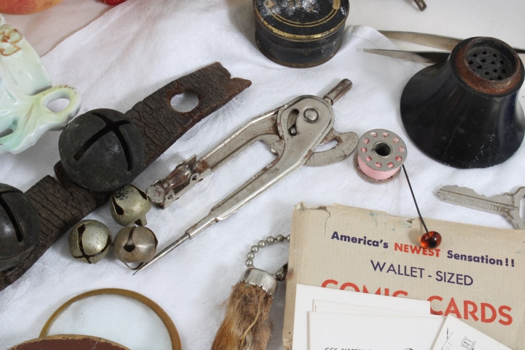 Shoe Box Full of Ephemera and Small Collectibles - 10
