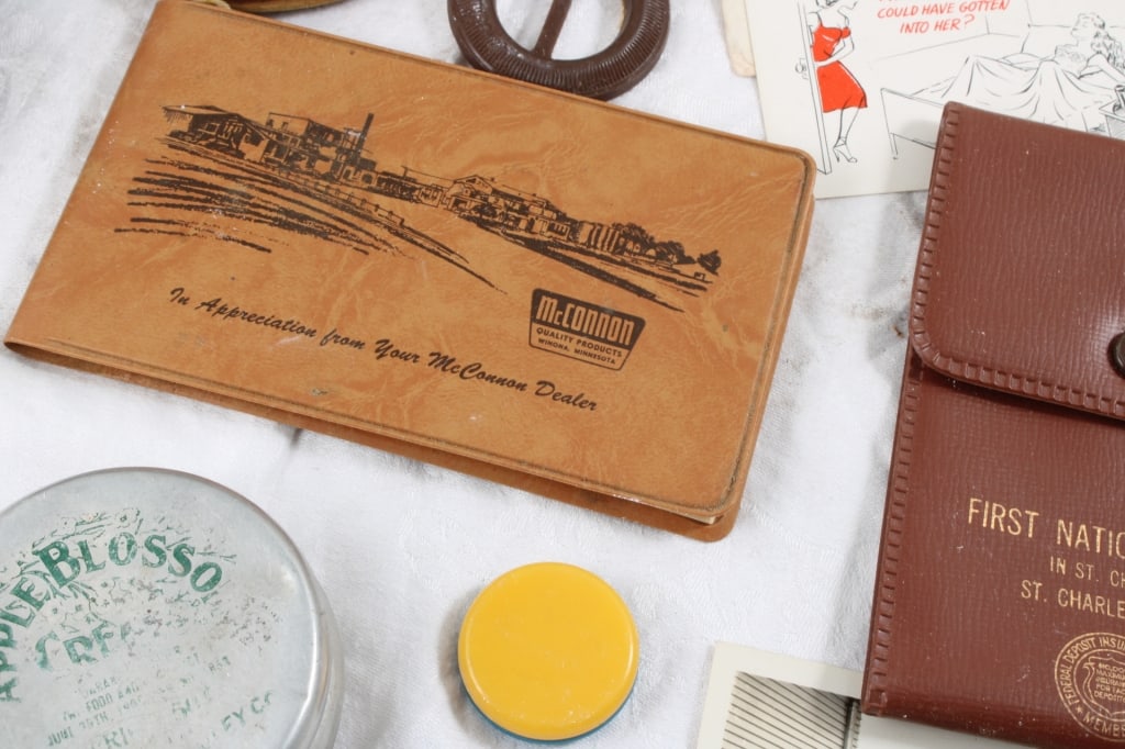 Shoe Box Full of Ephemera and Small Collectibles - 5