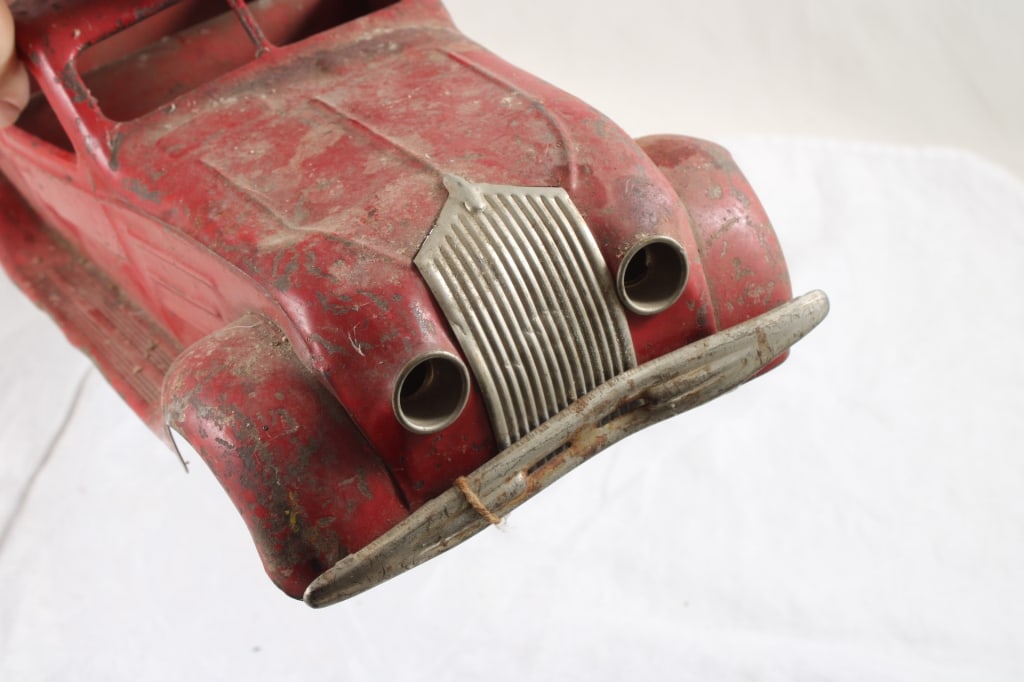 1934 Kingsbury Chrysler Airflow Pressed Steel Car - 8