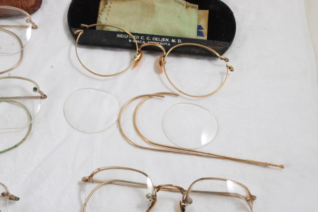 9 Pair Eyeglasses and Sunglasses - 9