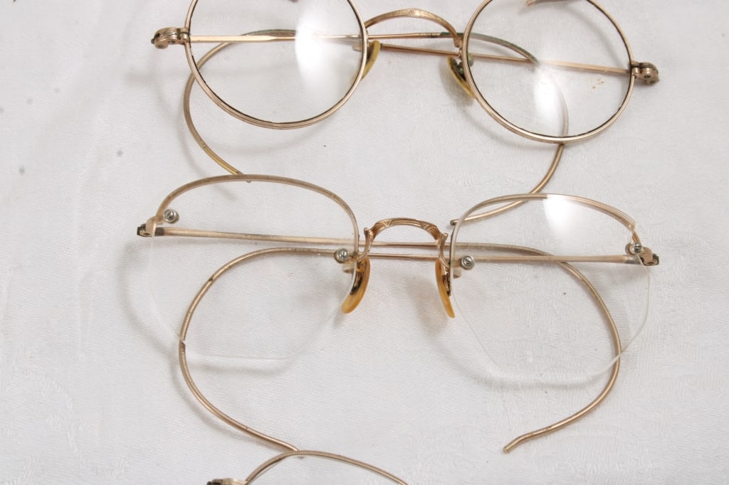 11 Pair Eyeglasses and Sunglasses - 10