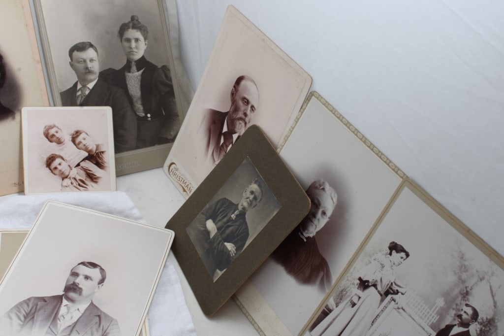 100+ B&W Photos, Postcards, CDVs, Cabinet Cards - 12
