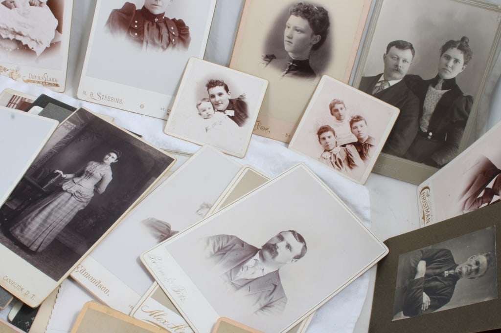 100+ B&W Photos, Postcards, CDVs, Cabinet Cards - 16