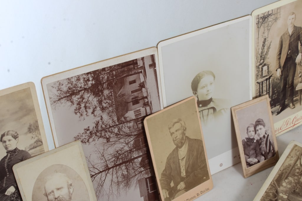 100+ B&W Photos, Postcards, CDVs, Cabinet Cards - 3