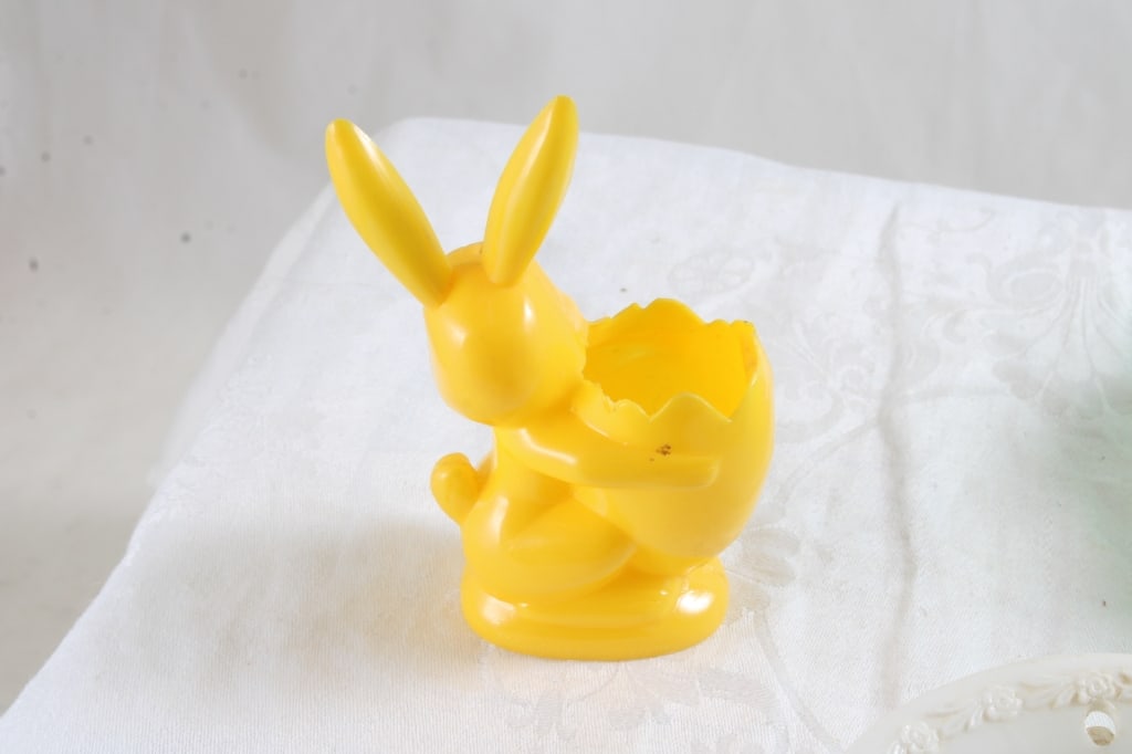 9 Rosbro Plastic Halloween & Easter Candy Holders - 12