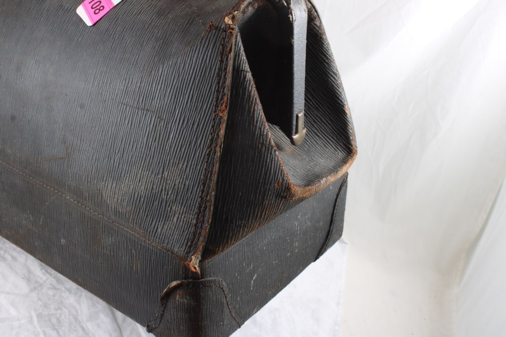 Antique Doctor's Leather Medical Bag - 2