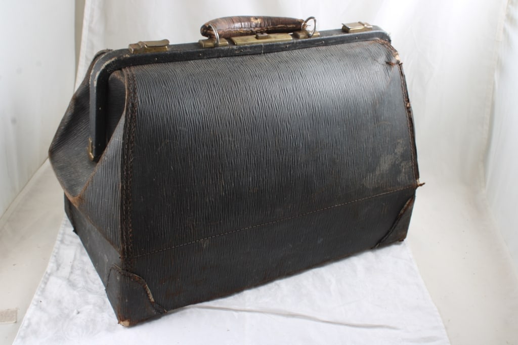 Antique Doctor's Leather Medical Bag - 3