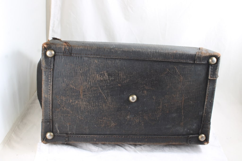 Antique Doctor's Leather Medical Bag - 5