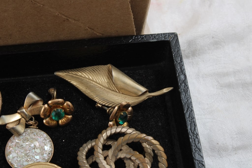 Costume Jewelry - 7