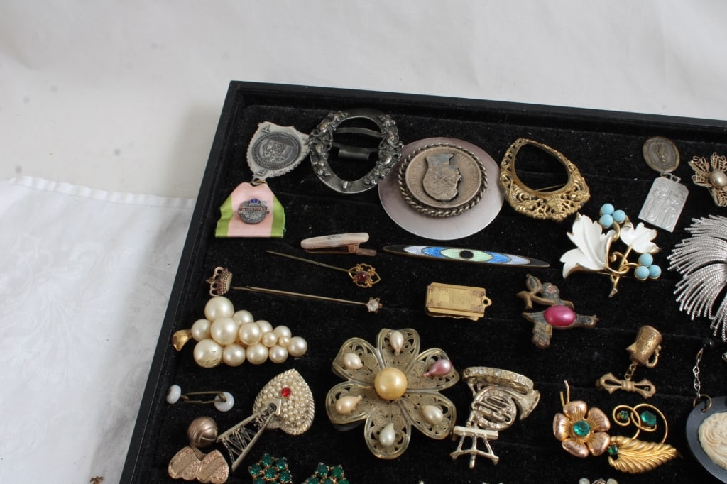 Costume Jewelry - 11