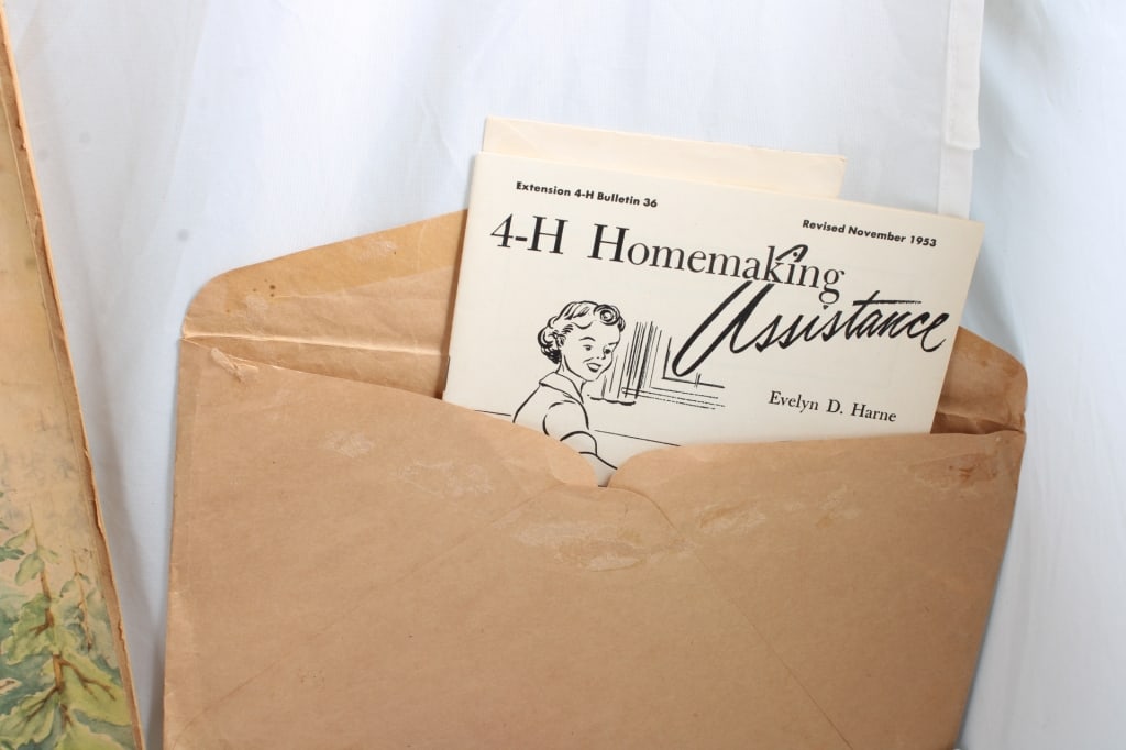 Children's & Other Magazines & Ephemera - 9