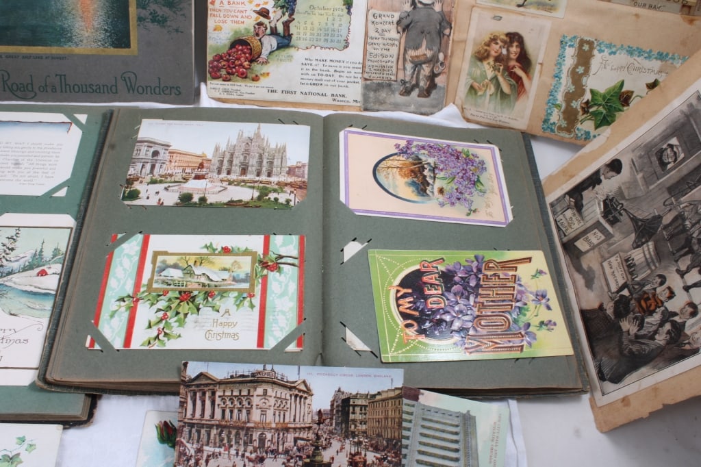 Victorian Postcards & Trade Cards Albums and - 8