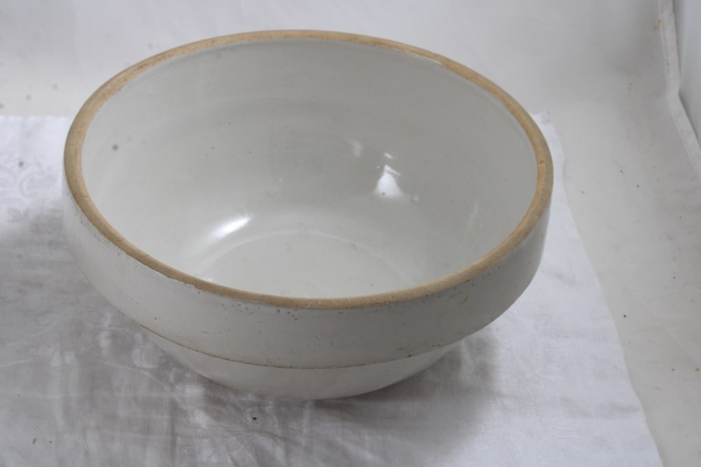 2 Stoneware Mixing Bowls - 3