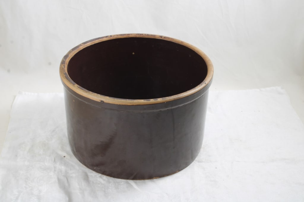 Red Wing Stoneware 10# Butter Crock Bottom Marked (1 of 8)