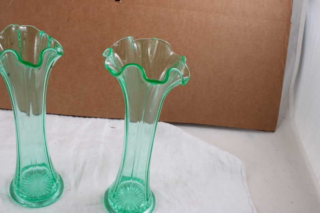 2 Uranium Glass Stretch Vases, Rooster Coin Bank - 10