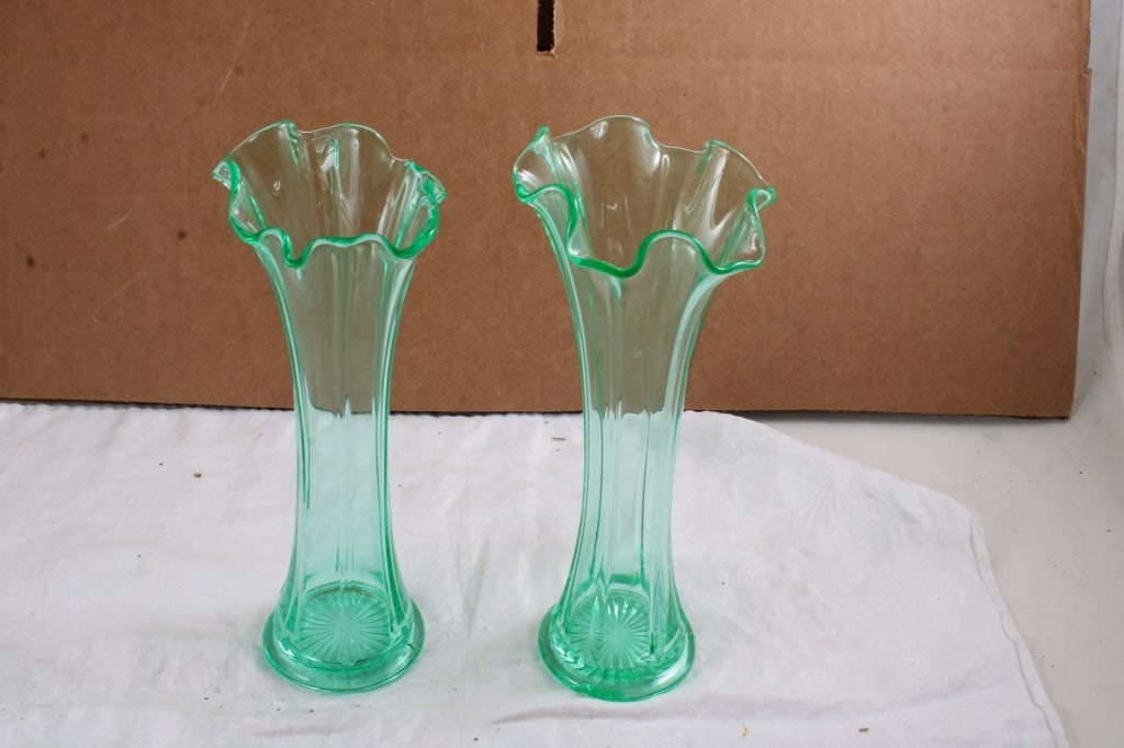 2 Uranium Glass Stretch Vases, Rooster Coin Bank - 8