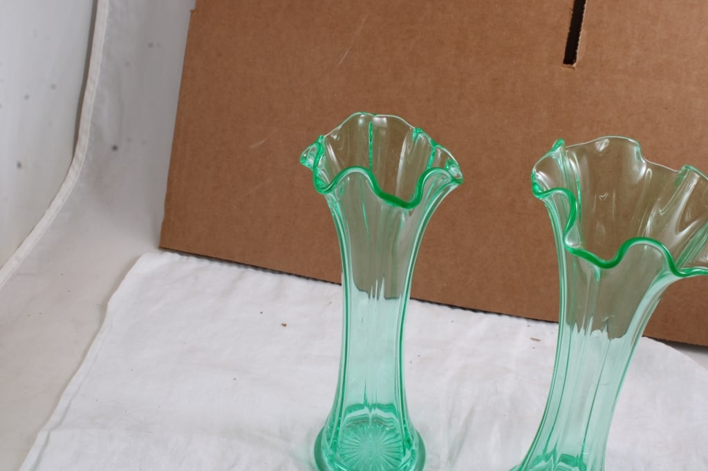2 Uranium Glass Stretch Vases, Rooster Coin Bank - 9