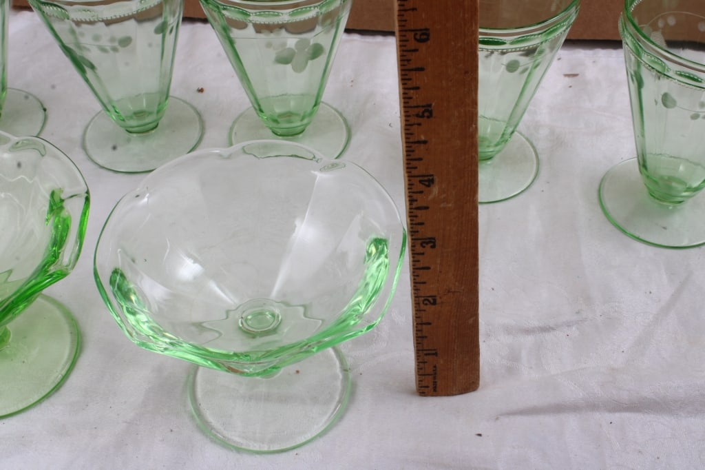 10 Uranium Glass Sherbets - 10