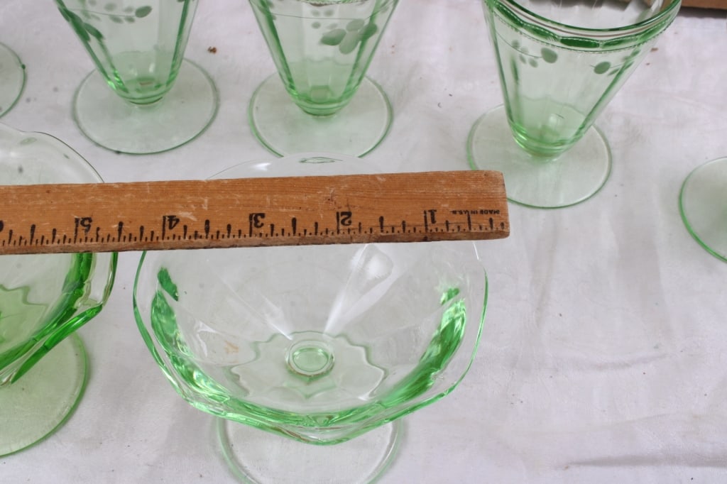 10 Uranium Glass Sherbets - 11