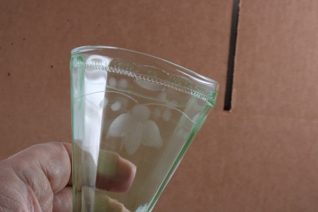10 Uranium Glass Sherbets - 12