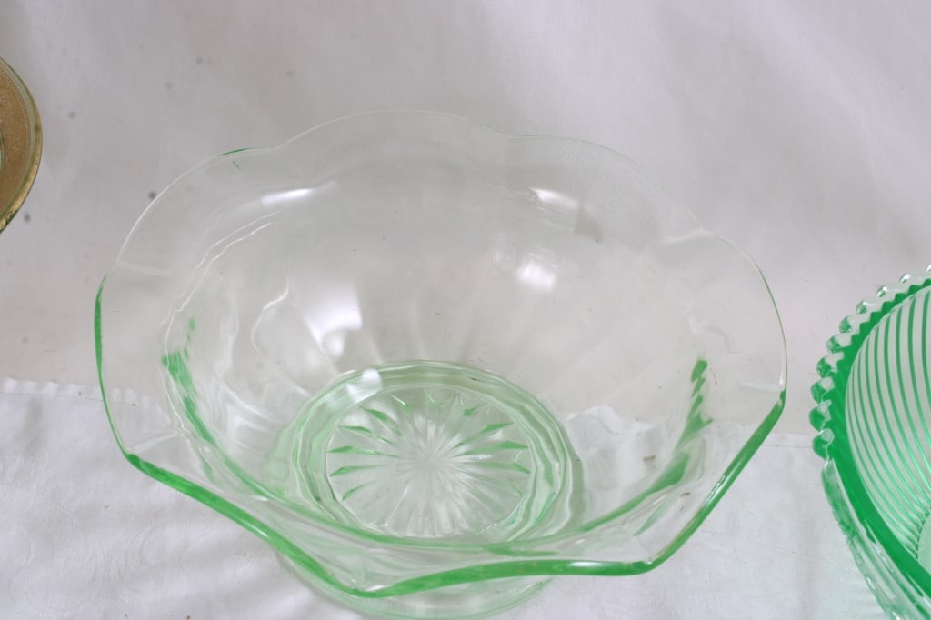 Uranium Glass Sugar Creamer Bowls Plates - 3