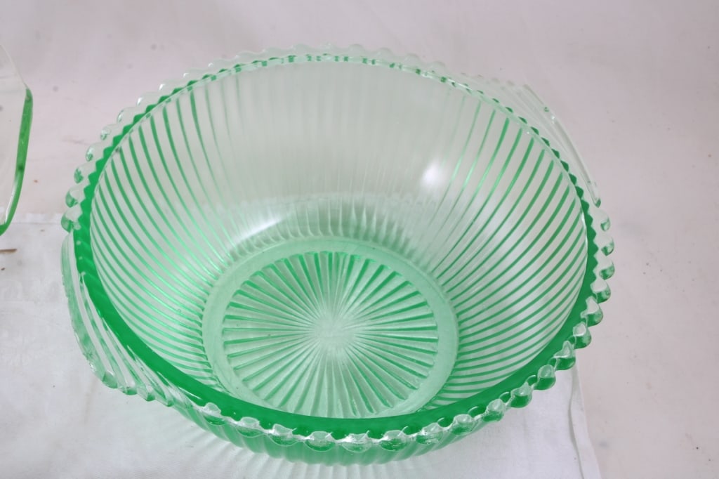 Uranium Glass Sugar Creamer Bowls Plates - 5