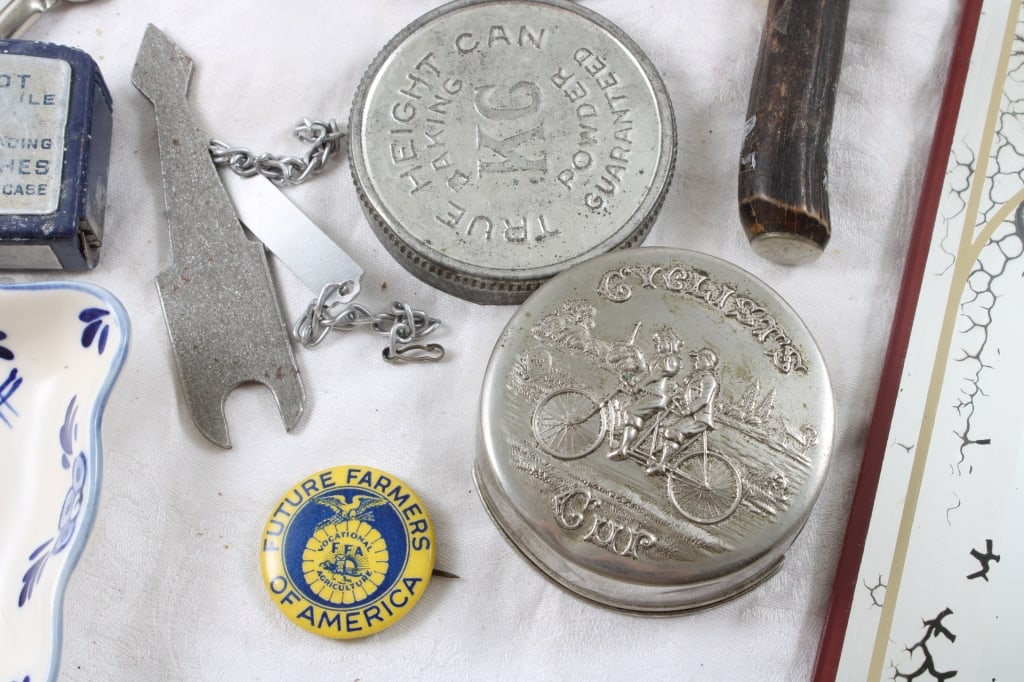 WW2 Cash Market Mirror, Gerber Cup & Duck More - 18