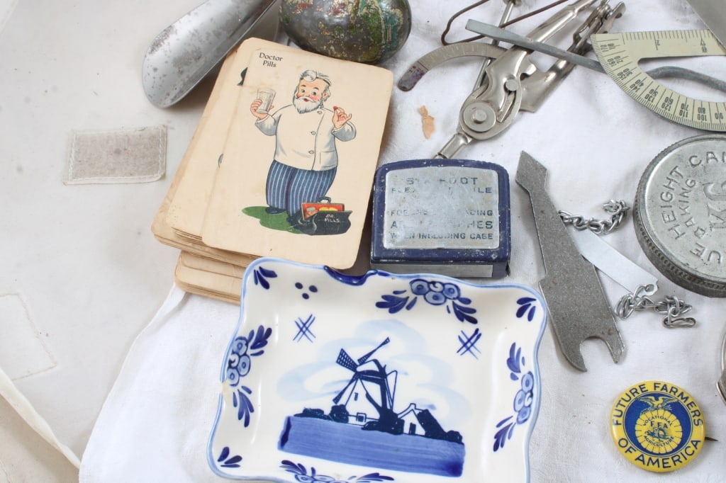 WW2 Cash Market Mirror, Gerber Cup & Duck More - 2