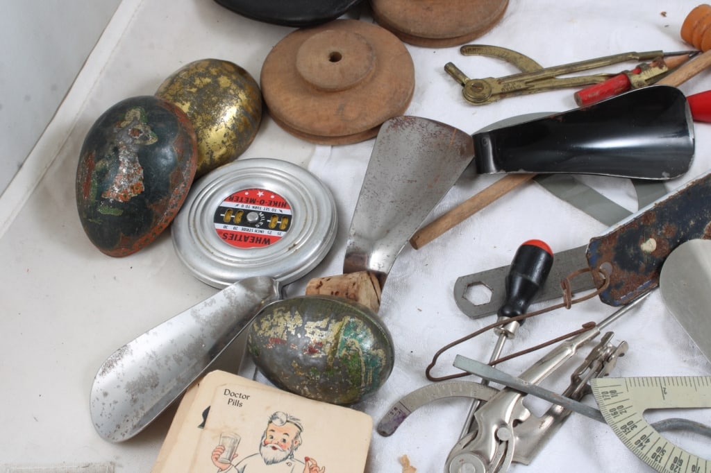 WW2 Cash Market Mirror, Gerber Cup & Duck More - 3