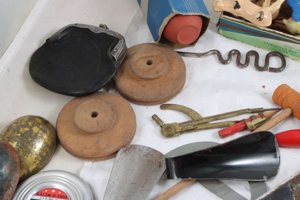 WW2 Cash Market Mirror, Gerber Cup & Duck More - 4