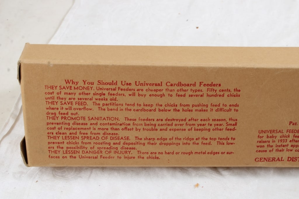 Postville Elevator Chicken Feeder & Egg Carton - 16