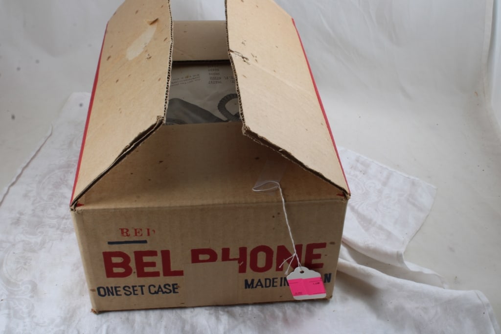 1970 Japan KGK Set Red Belphone Battery Telephones - 17