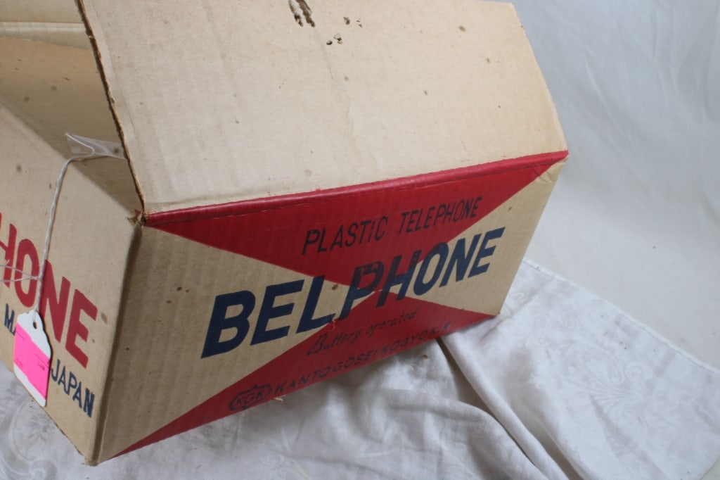 1970 Japan KGK Set Red Belphone Battery Telephones - 18
