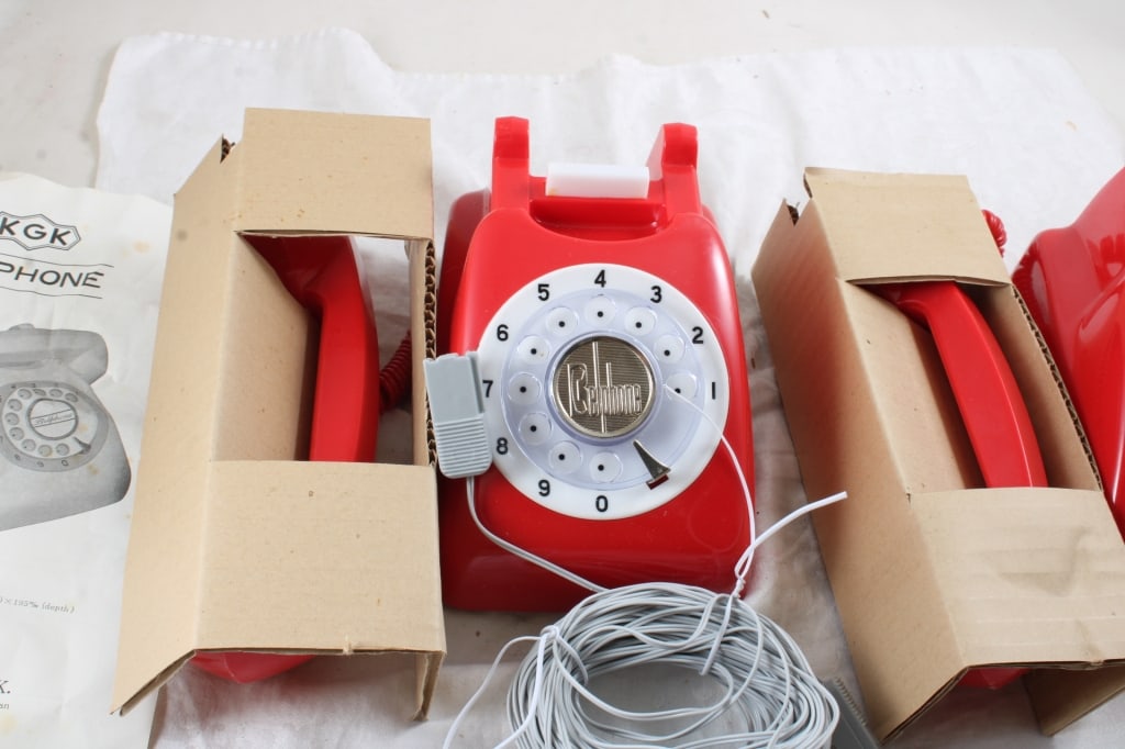 1970 Japan KGK Set Red Belphone Battery Telephones - 2
