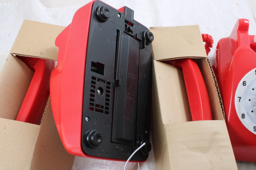 1970 Japan KGK Set Red Belphone Battery Telephones - 4