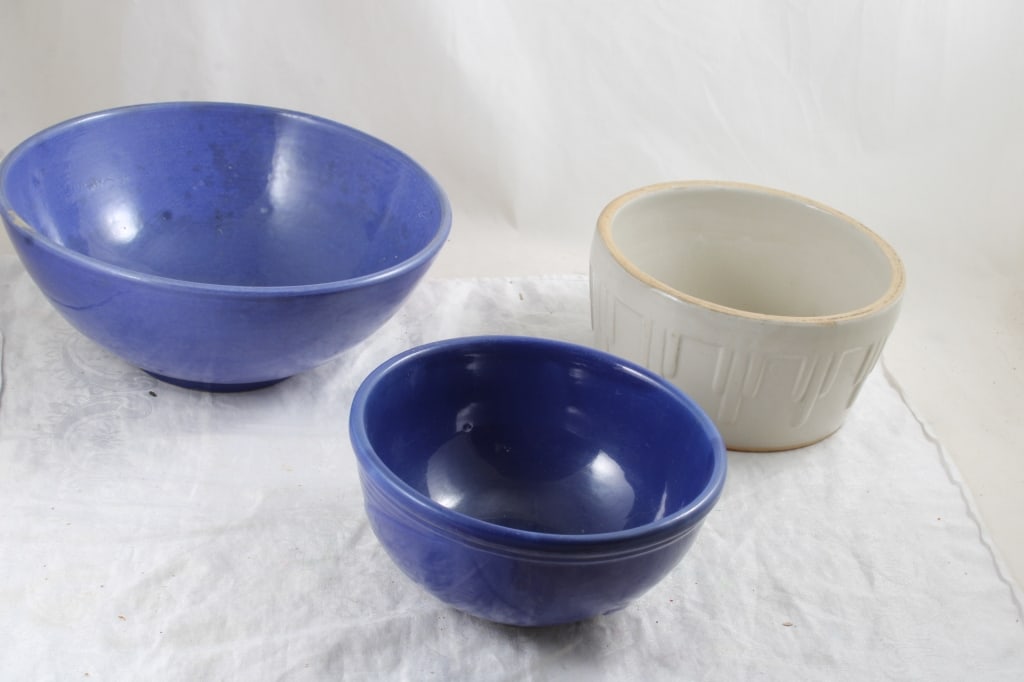 3 Red Wing Stoneware Bowls: 3 Red Wing Stoneware Bowls - 2 Blue bowls are bottom marked, one has a hairline. Lot Size 10" x 10" x 7". 7 Lbs. All information and photos, which are part of the description, are intended to be as