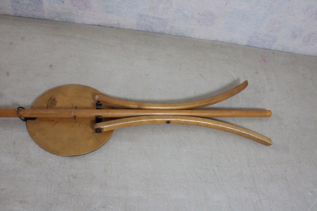 1939 New York World's Fair Folding Chair/Cane - 10
