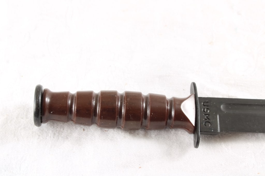 2 Replica Denix Knives KaBar & German Bayonet - 13