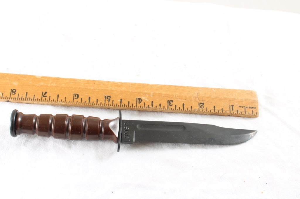 2 Replica Denix Knives KaBar & German Bayonet - 15