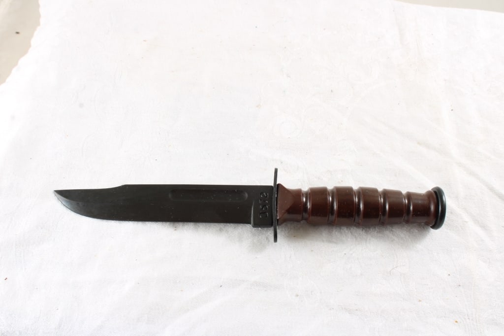 2 Replica Denix Knives KaBar & German Bayonet - 7