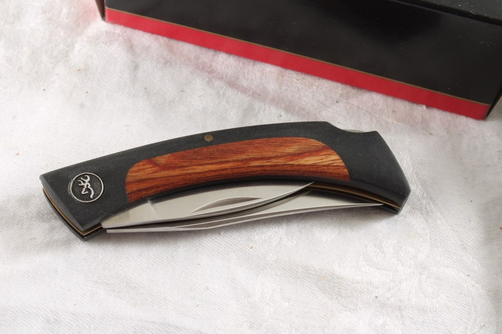 Browning Fish & Bird Sportsman Knife #807 - 4
