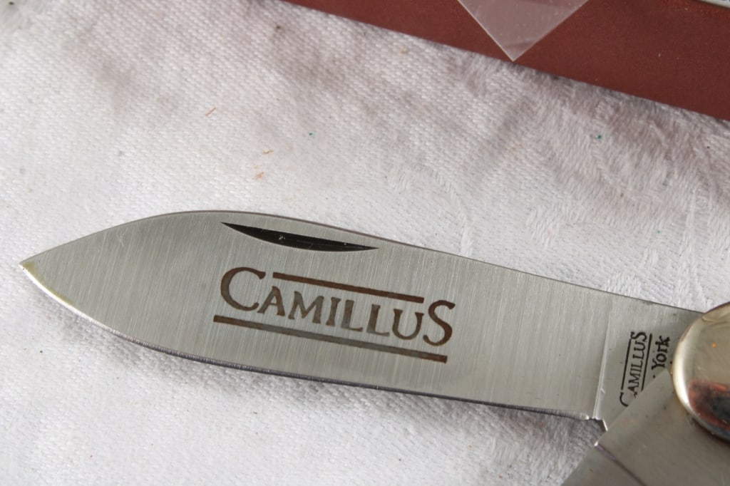 Camillus Folding Knife Model C-4 New in Box - 3