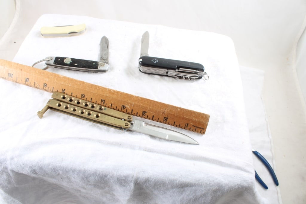 4 Folding Knives Girl Scout Utica & More - 12
