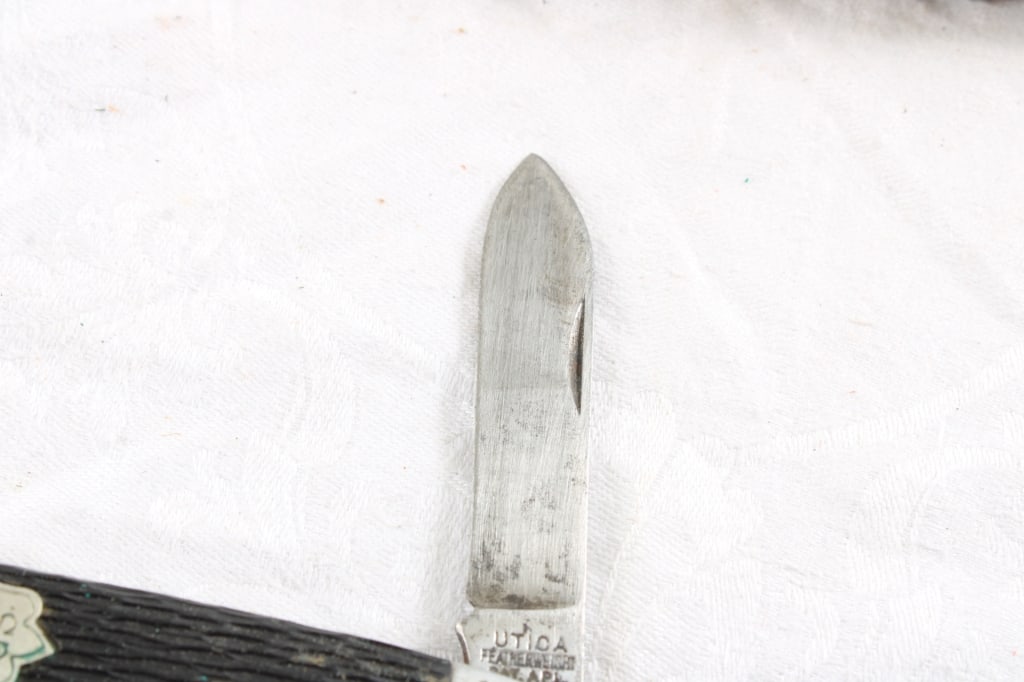 4 Folding Knives Girl Scout Utica & More - 18
