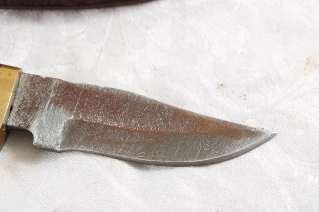 2 Fixed Blade Knives with Sheaths - 12